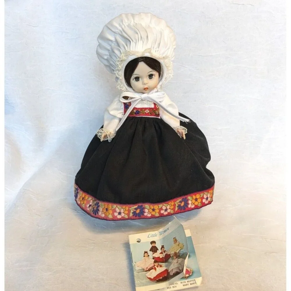 Madame Alexander Norway Vtg Doll & Stand 1977 International Brunette Pretty Girl
